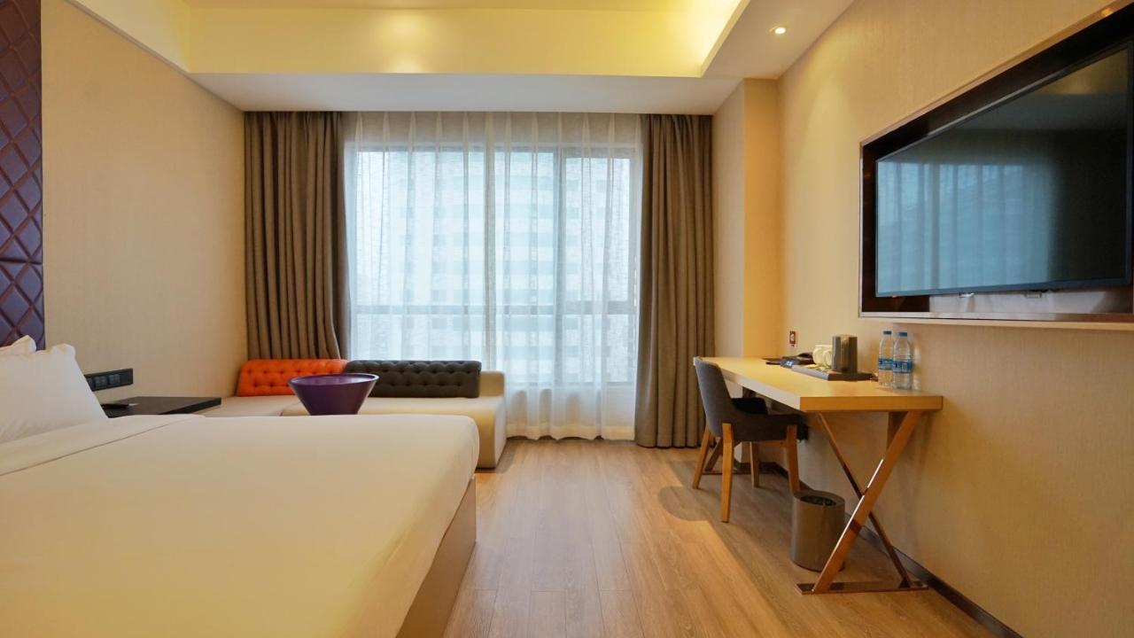 Ibis Styles Hangzhou Chaowang Road Hotel Экстерьер фото