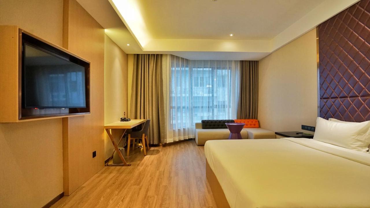 Ibis Styles Hangzhou Chaowang Road Hotel Экстерьер фото